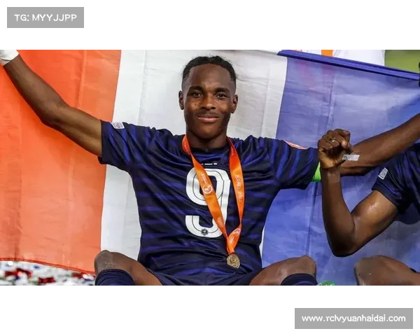 拜仁慕尼黑医疗团队研发创新防护面具 助力球员与粉丝安全防护 拜仁慕尼黑医疗团队研发创新防护面具 助力球员与粉丝安全防护